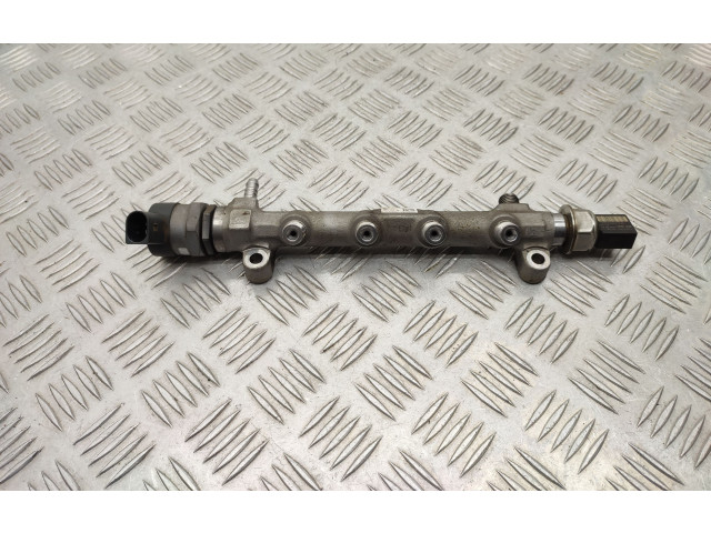 Vstřikovač 04L089B, 057130764AB   Skoda Octavia Mk3 (5E)    CLHA 