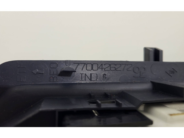 Дисплей    7700839798   Renault Scenic I