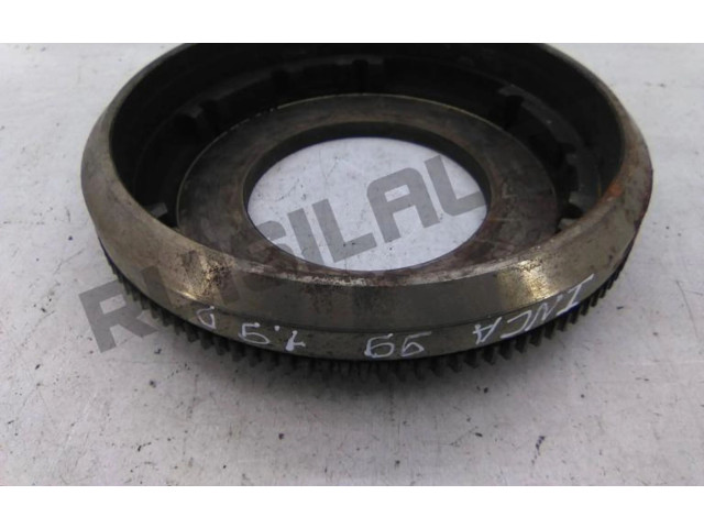 Руль 067105373G   Seat Inca (6k)