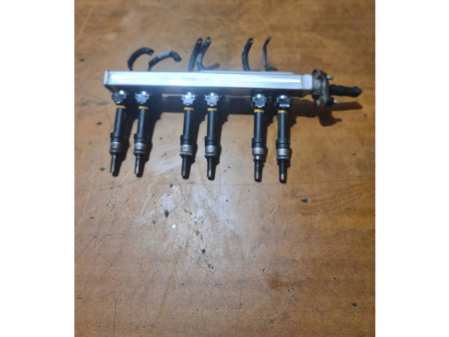 Комплект форсунок 3531008000, 06804716    KIA Picanto  G3LD 