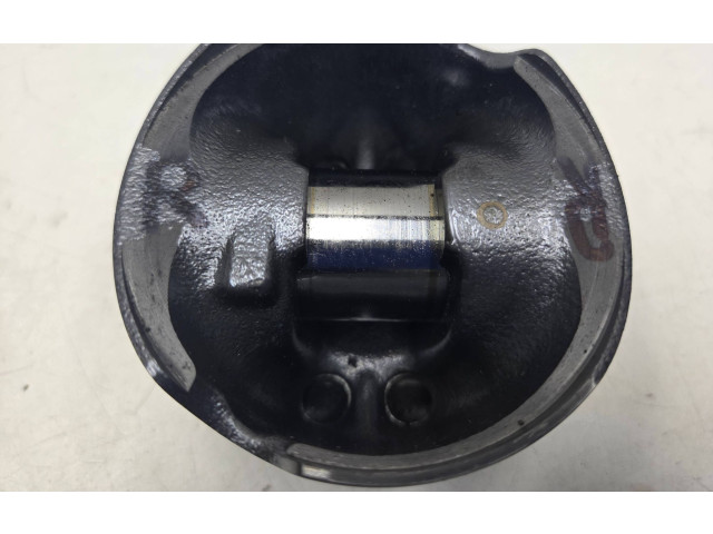 Píst A6420301718, A6420301718   Mercedes-Benz ML W164     