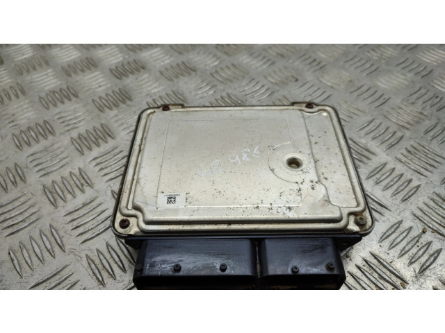 Řídící jednotka 03L907309AD, 0281017947   Volkswagen Tiguan 2012