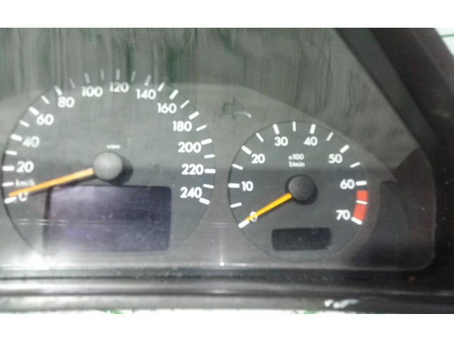 Спидометр (приборный щиток) A2085403511   Mercedes-Benz CLK A209 C209