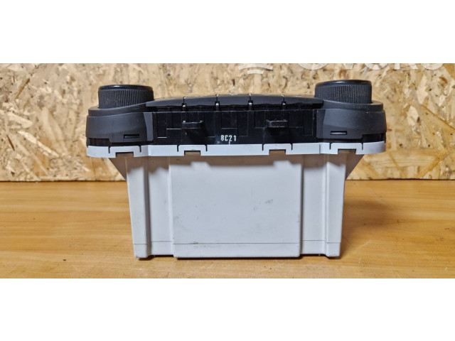 Блок управления климат-контролем 972501h602   KIA Ceed
