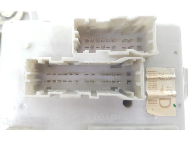   Pojistková skříňka 8198050030, 0665004650   Toyota Land Cruiser (J120) 2004