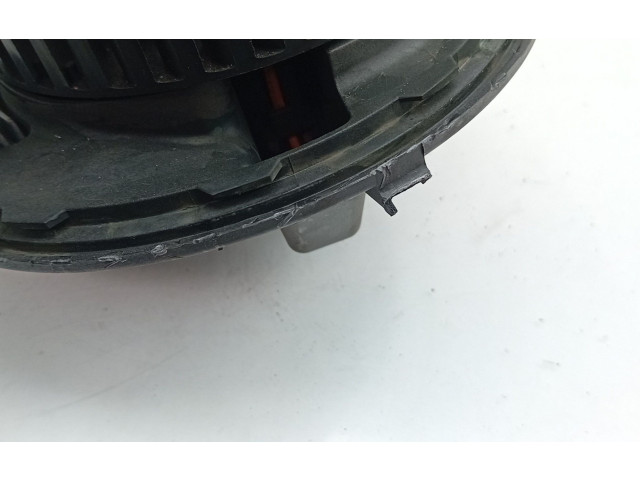 Вентилятор печки    985465S22, 64116933663-12   BMW X1 E84