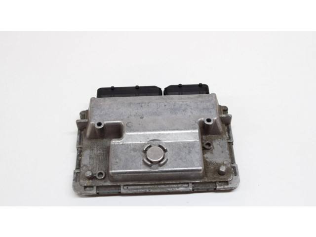 Блок управления двигателя 8489402, 5WA11037   BMW i3
