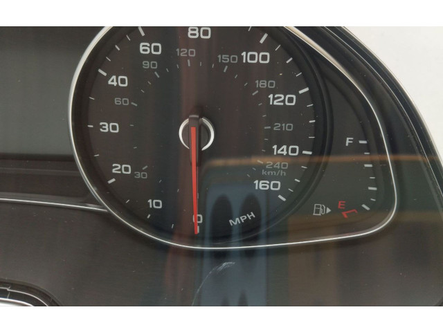 Přístrojová deska  Audi Q7 4M 2017 4M0920880, 4M0920880B  