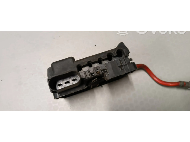 Блок предохранителей 7D0937550E   Volkswagen Transporter - Caravelle T4    