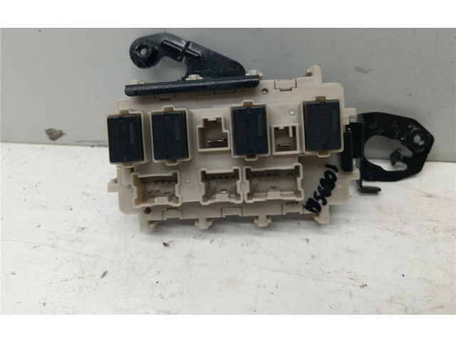 Блок предохранителей  8901R, 0090012   Renault Kadjar    