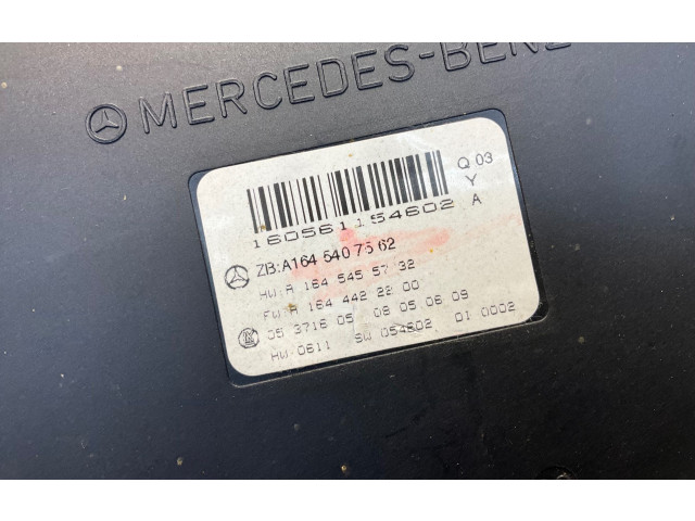   Pojistková skříňka A1645407562, A1645455732   Mercedes-Benz ML W164 2006