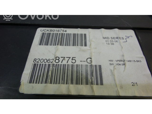 Přístrojová deska  Renault Clio III 2006 8200628775-G  