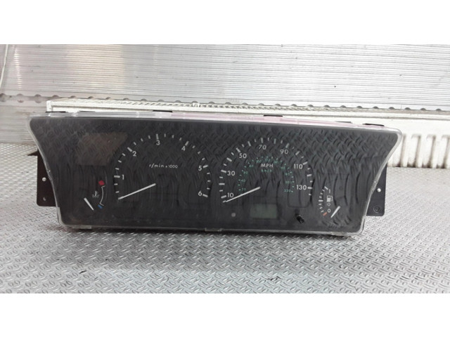 Přístrojová deska  Land Rover Discovery 2001 YAC114011  