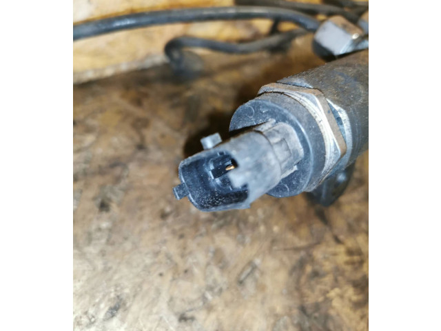 Vstřikovací lišta 55200251, 0445214057   Opel Vectra C     