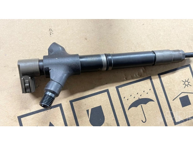 Vstřikovač 2367026060, 03P00842   Toyota RAV 4 (XA30)  pro naftový motor 2.2  