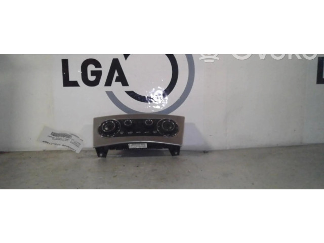 Блок управления климат-контролем 2098300385   Mercedes-Benz C W203