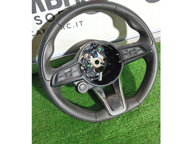 Volant Alfa Romeo Stelvio 1 1561506300, 1561506300  