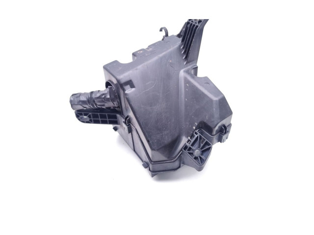   Pojistková skříňka 82641-47020, 7281-8502   Toyota Yaris 2006