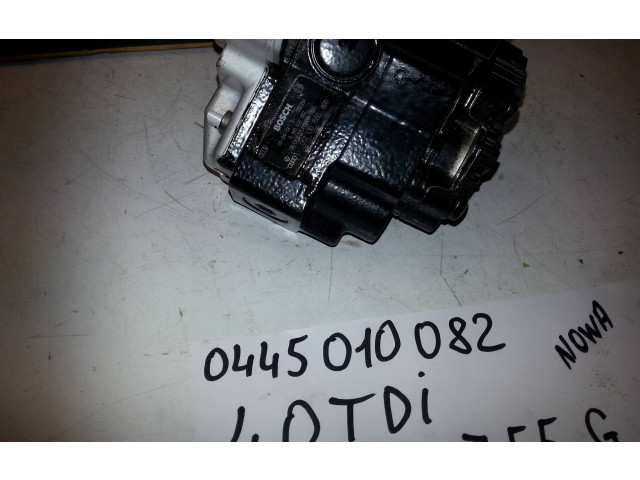 Vstřikovací čerpadlo 057130755G, 0445010082   Audi A8 S8 D3 4E    ASE 