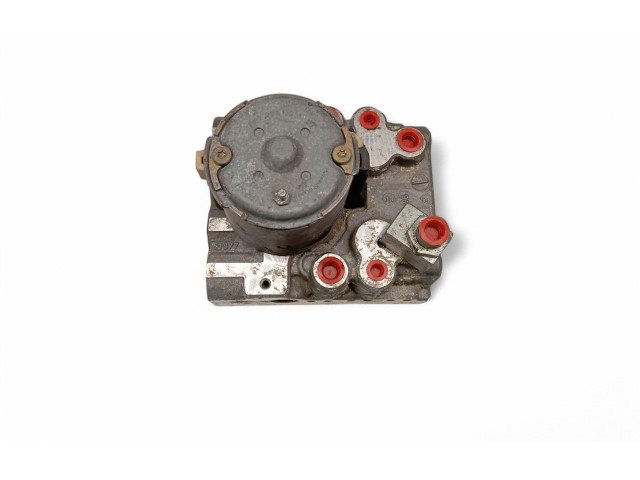 Jednotka ABS 0265217000   BMW 5 E39 2002