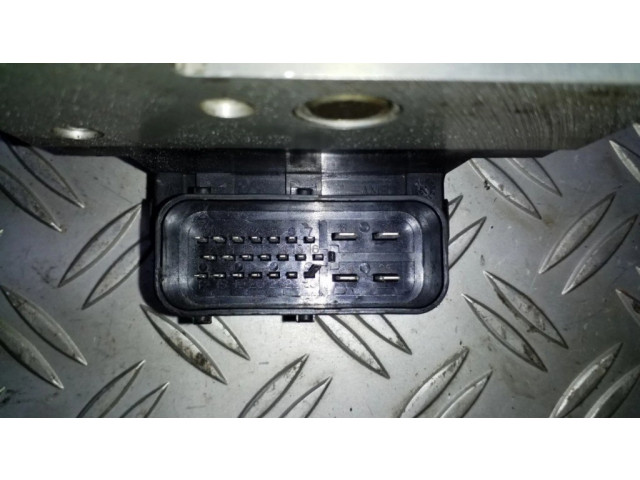 Блок АБС 0K30C437A0   KIA  Rio  2001-2005 года