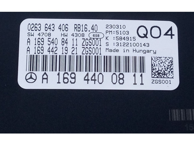 Přístrojová deska  Mercedes-Benz A W169 2011 A1694400811, E3-A1-7-2  