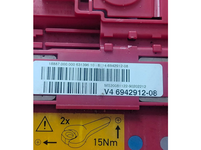   Pojistková skříňka 10688710, 18862   BMW 1 E81 E87 2008