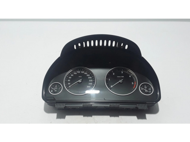 Přístrojová deska  BMW 5 F10 F11 2012 9249345  