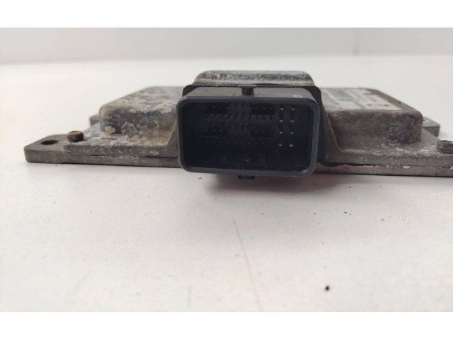 Řídící jednotka 32481893   Nissan Qashqai 2008