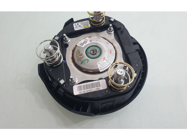 Подушка безопасности водителя J756900010   KIA Ceed