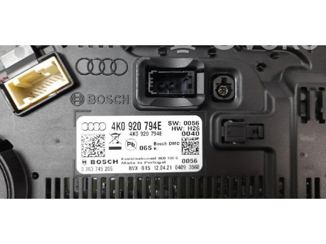 Přístrojová deska  Audi Q7 4M 2019 4K0920794E  