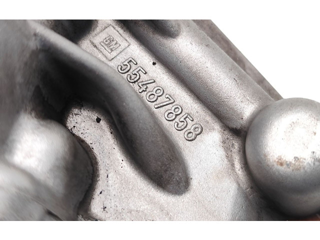 Čerpadlo oleje 55487858, 55573788   Opel Zafira C   B16DTH