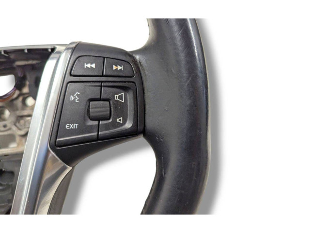 Volant Volvo V40 Cross country 2013 P31250592  