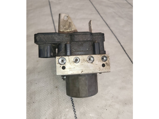Jednotka ABS 103779700d   Tesla Model X 2017