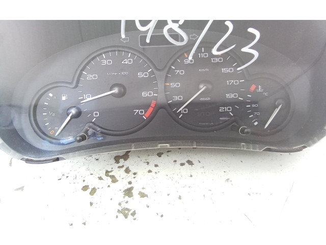 Přístrojová deska  Peugeot 206 2004 96488364, 96488364  