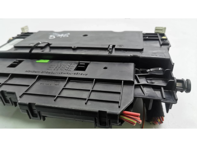 Блок предохранителей 8364542   BMW 3 E46    