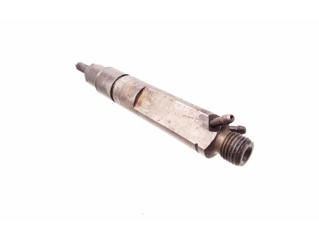 Форсунка 028130201G    Audi A4 S4 B5 8D  1Z 