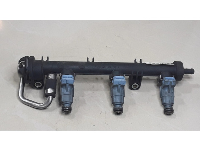Топливная рампа 0003096V004, 0003099V004   Smart ForTwo I 0.6 