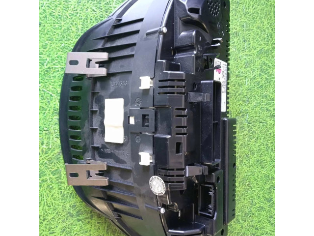 Přístrojová deska  BMW 7 F01 F02 F03 F04 2011 17388410, 0263689117  