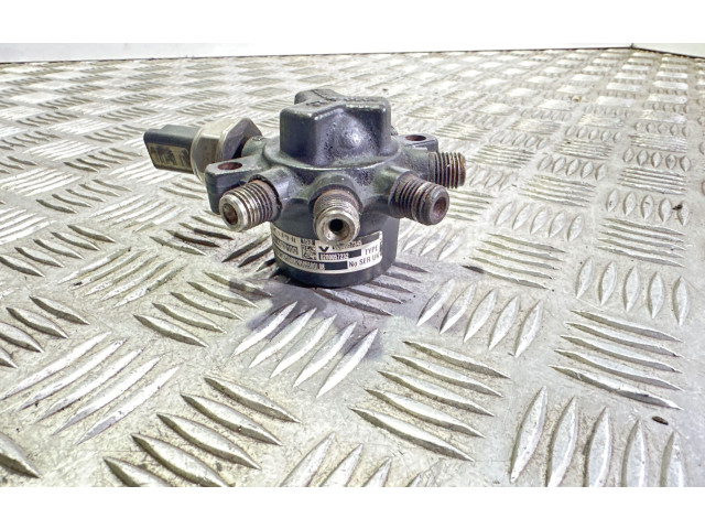Vstřikovací lišta 8200057232, 8200057345   Renault Megane II     