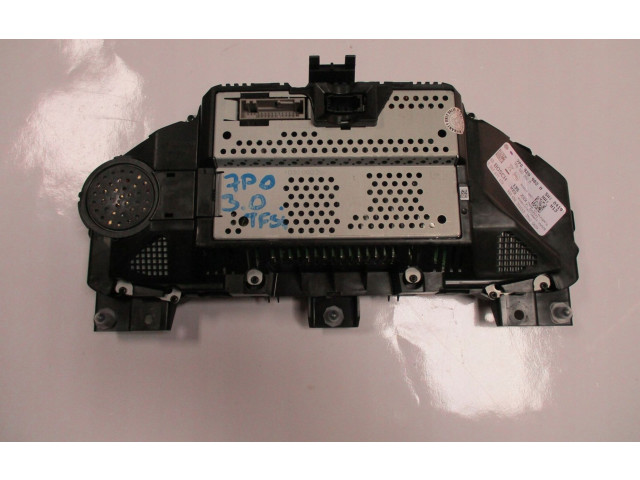 Панель приборов 7P6920982M   Volkswagen Touareg II       