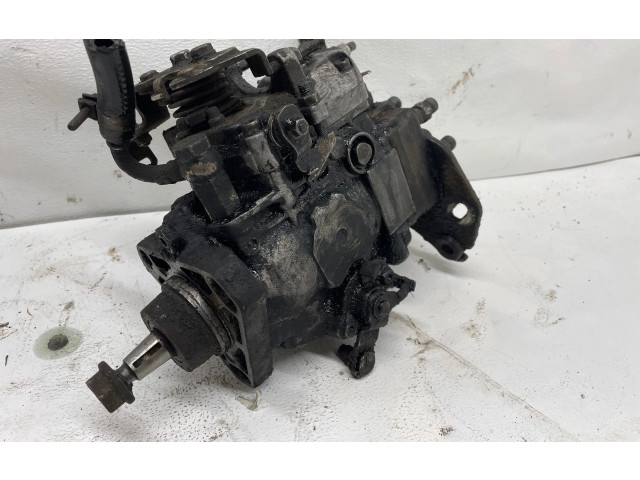 Топливный насос 0460485020    Volkswagen Multivan T4   