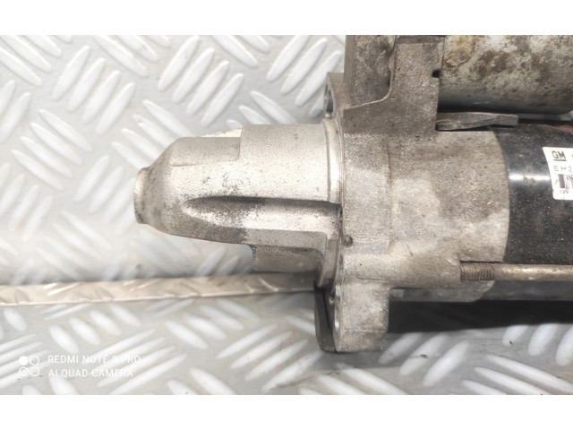 Подушка безопасности водителя 55570068, 55570068   Opel Astra J