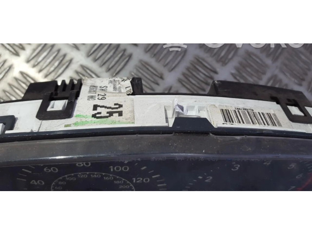 Панель приборов 8380005250, 83800-05250   Toyota Avensis T220       