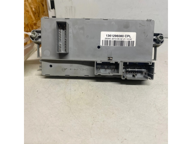 Блок предохранителей 1361296080   Citroen Jumper    