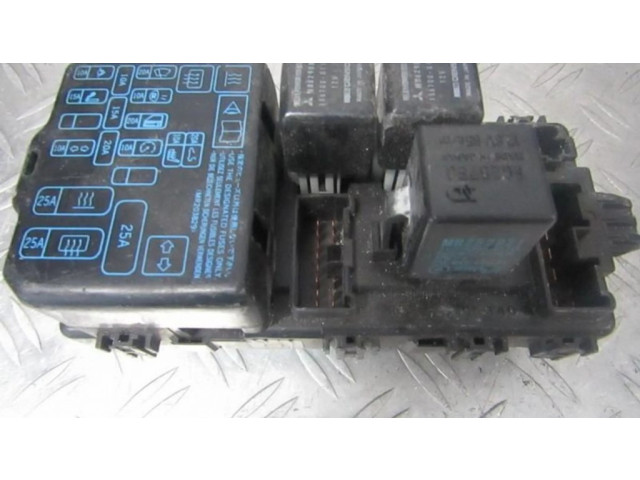 Блок предохранителей  mr228760, 232300-6072   Mitsubishi Colt    