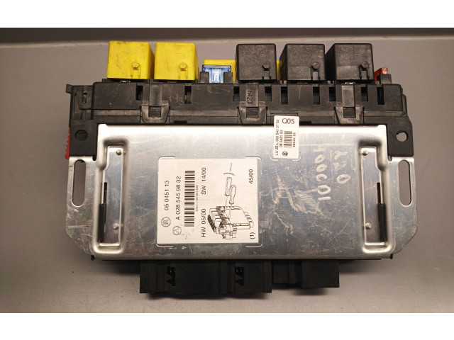  Pojistková skříňka A0285459832, 05045113   Mercede-Benz S W220 2001
