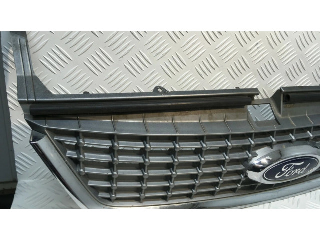 Верхняя решётка Ford Mondeo MK IV 2007-2014 года 7S71-8200-A      