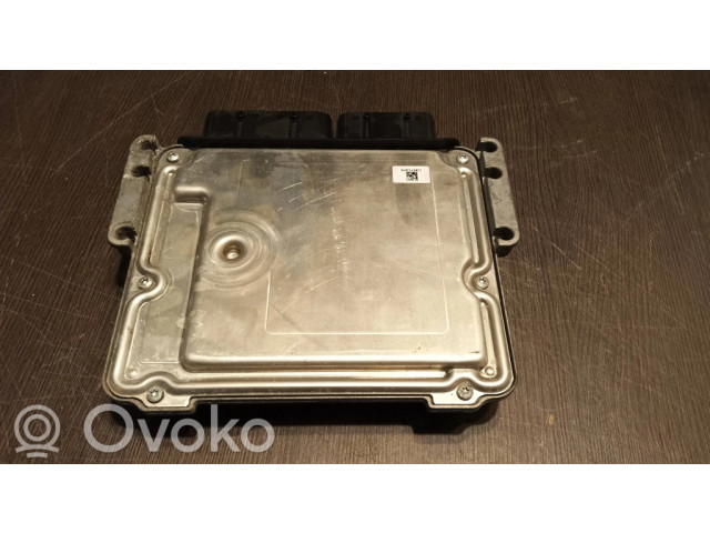 Řídící jednotka 0281031864, 9808450480   Citroen C4 Grand Picasso 2015