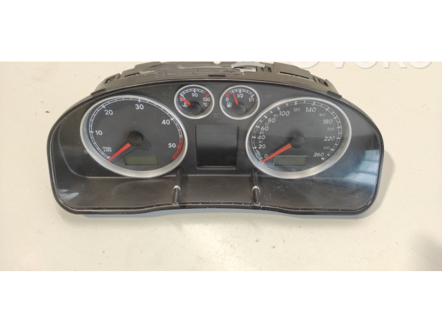 Přístrojová deska  Skoda Superb B5 (3U) 2003 81071428, 88311322  
